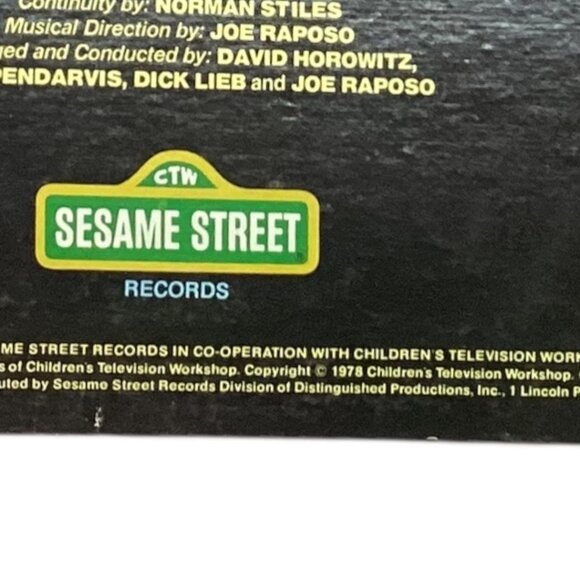 Vintage 1978 Sesame Street Fever Vinyl LP Album Record Disco Theme CTW Records - Picture 4 of 4